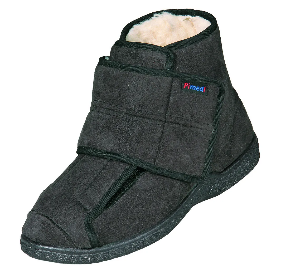 Verband-Stiefel in Schwarz, Weite L, mit wasserabweisendem Microtex-Obermaterial und wärmendem Schurwollfutter, ideal für empfindliche oder verbundene Füße. Artikelnummer: 37700